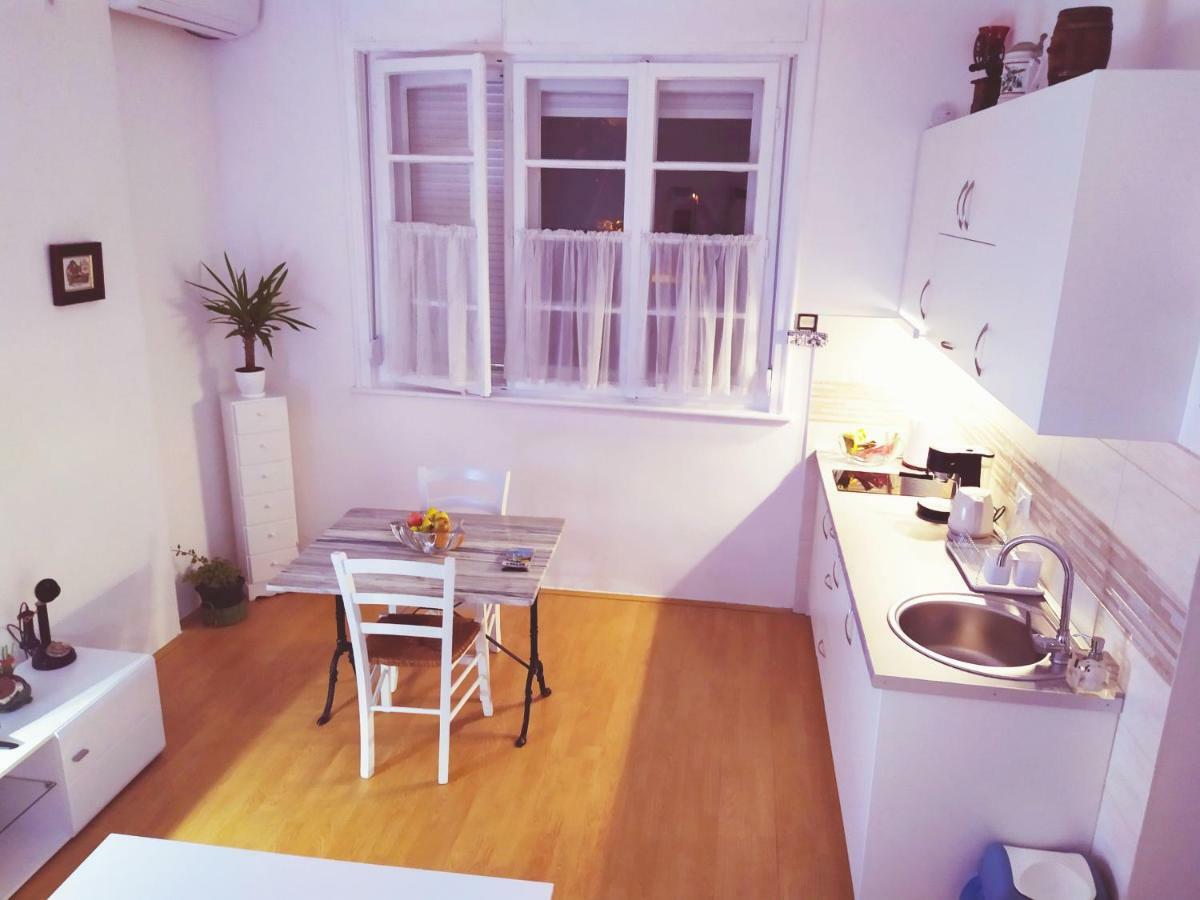 Podgorica Center Appartement Kamer foto
